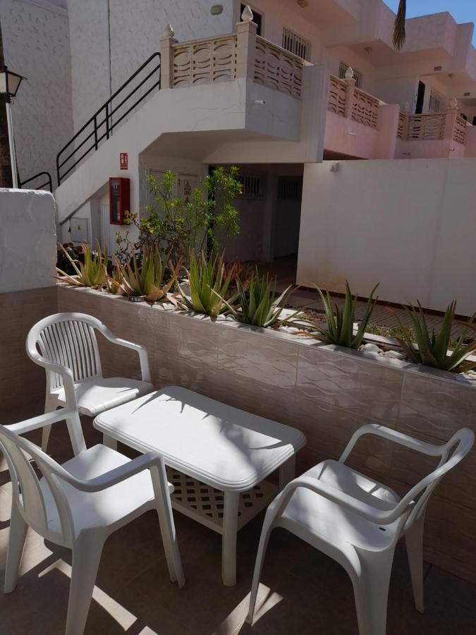 Elana Apartment With Free Wifi Costa Del Silencio Exteriér fotografie